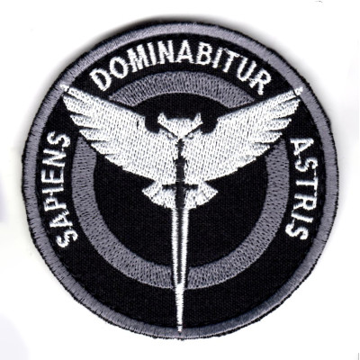 Шеврон ГУР Sapiens dominabitur astris